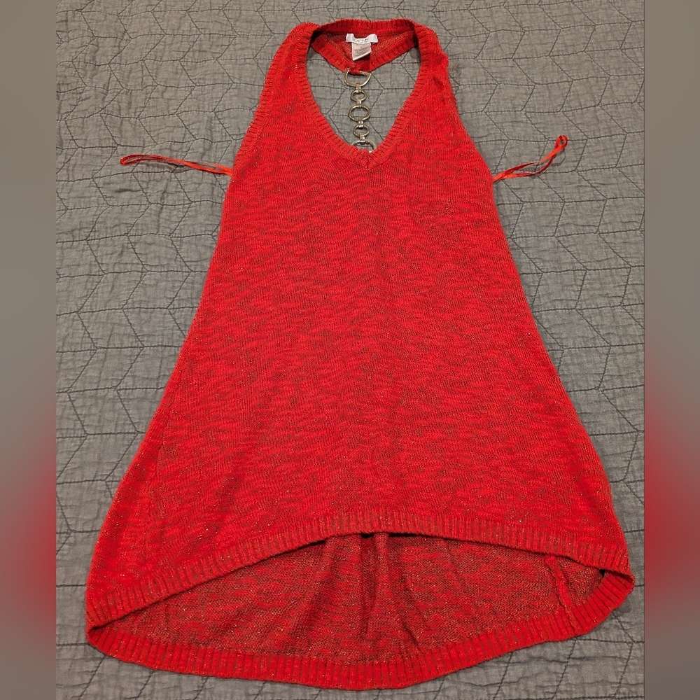 Cache Red Cut In Sleeve Top Hi Low Front Back Metal Chain Stretch Shirt Top